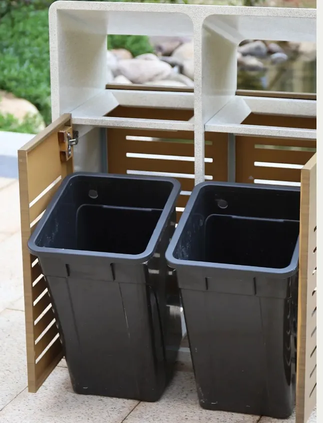 how does a recycling bin work with dual compartments and access doors