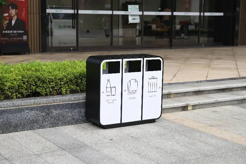 trash receptacles for parks with stable structure