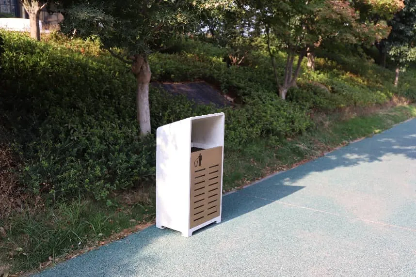 Outdoor garbage bins